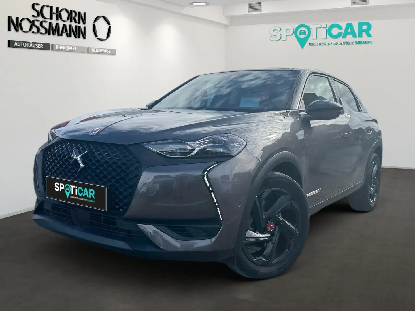 DS Automobiles DS 3 Crossback DS3 CROSSBACK BLUEHDI 130 AUT. PERFORMANCE LINE NA Grau - 1