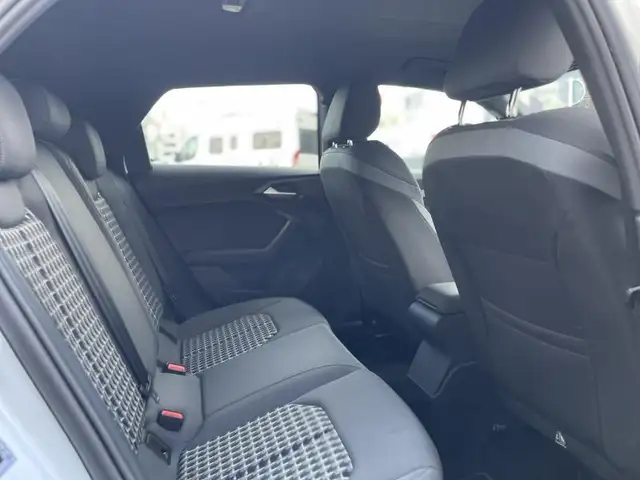 Audi A1 view 5