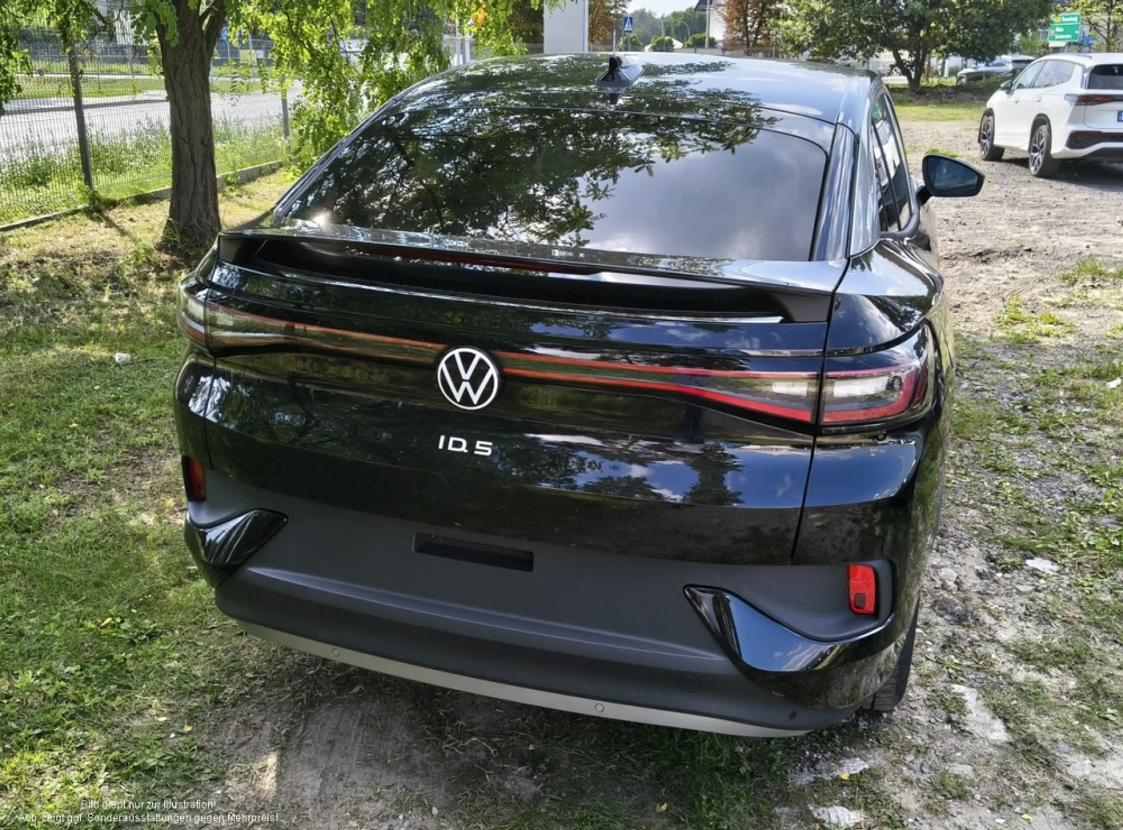 Volkswagen ID.5 Pure 58 (61 kWh) Automatik (Elektro) KURZFRISTIG — photo 3