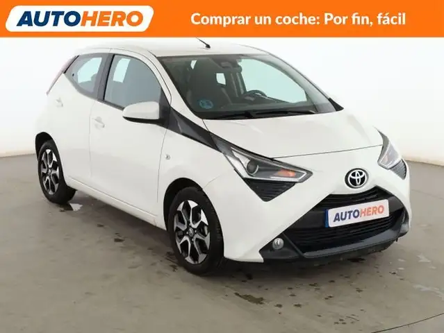 Toyota Aygo view 8