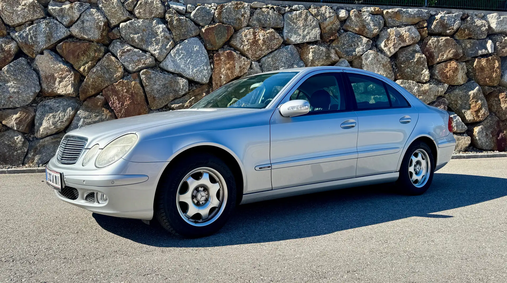 Mercedes-Benz E 220 E 220 CDI Classic Silber - 1
