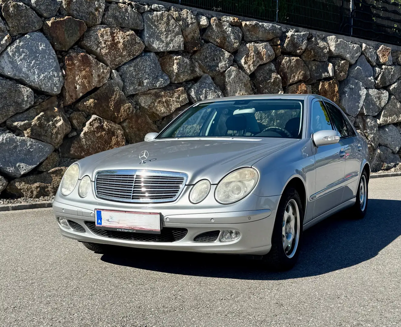 Mercedes-Benz E 220 E 220 CDI Classic Silber - 2