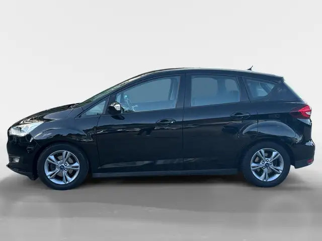 Ford C-Max view 3