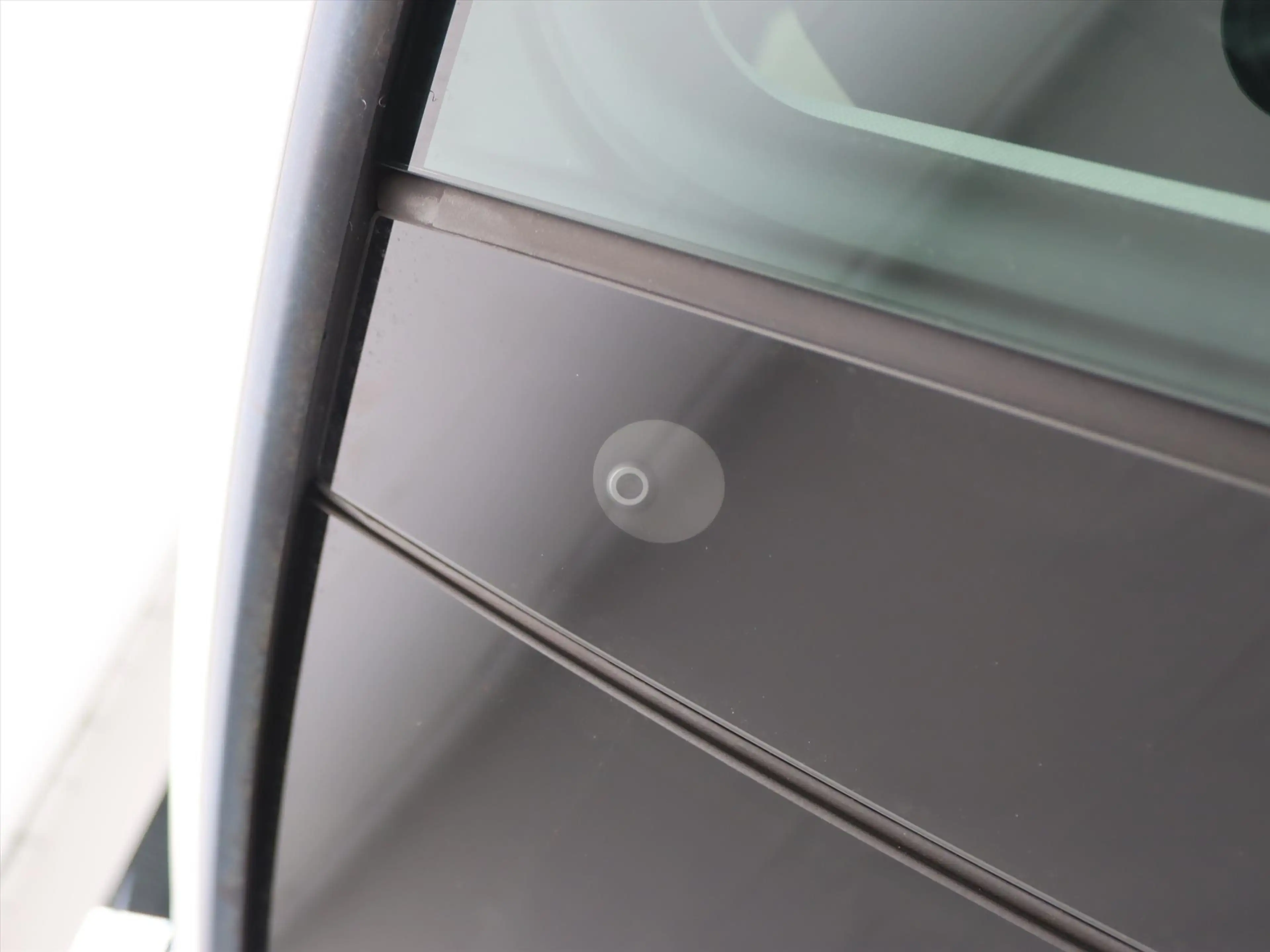 Tesla Model Y Long Range AWD 75kWh 351pk 92.8% SoH [ TREKHAAK+AM — photo 28