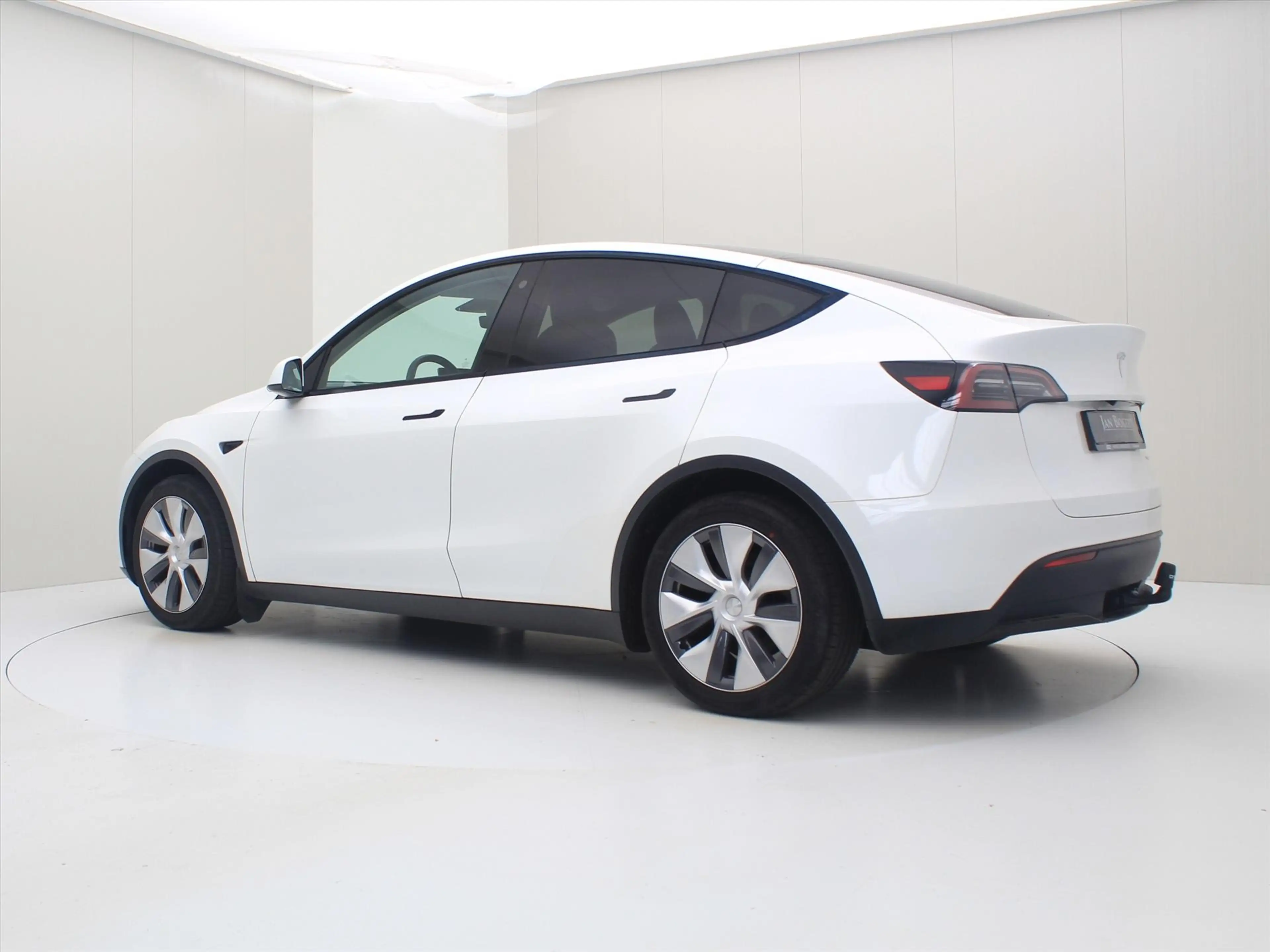 Tesla Model Y Long Range AWD 75kWh 351pk 92.8% SoH [ TREKHAAK+AM — photo 3