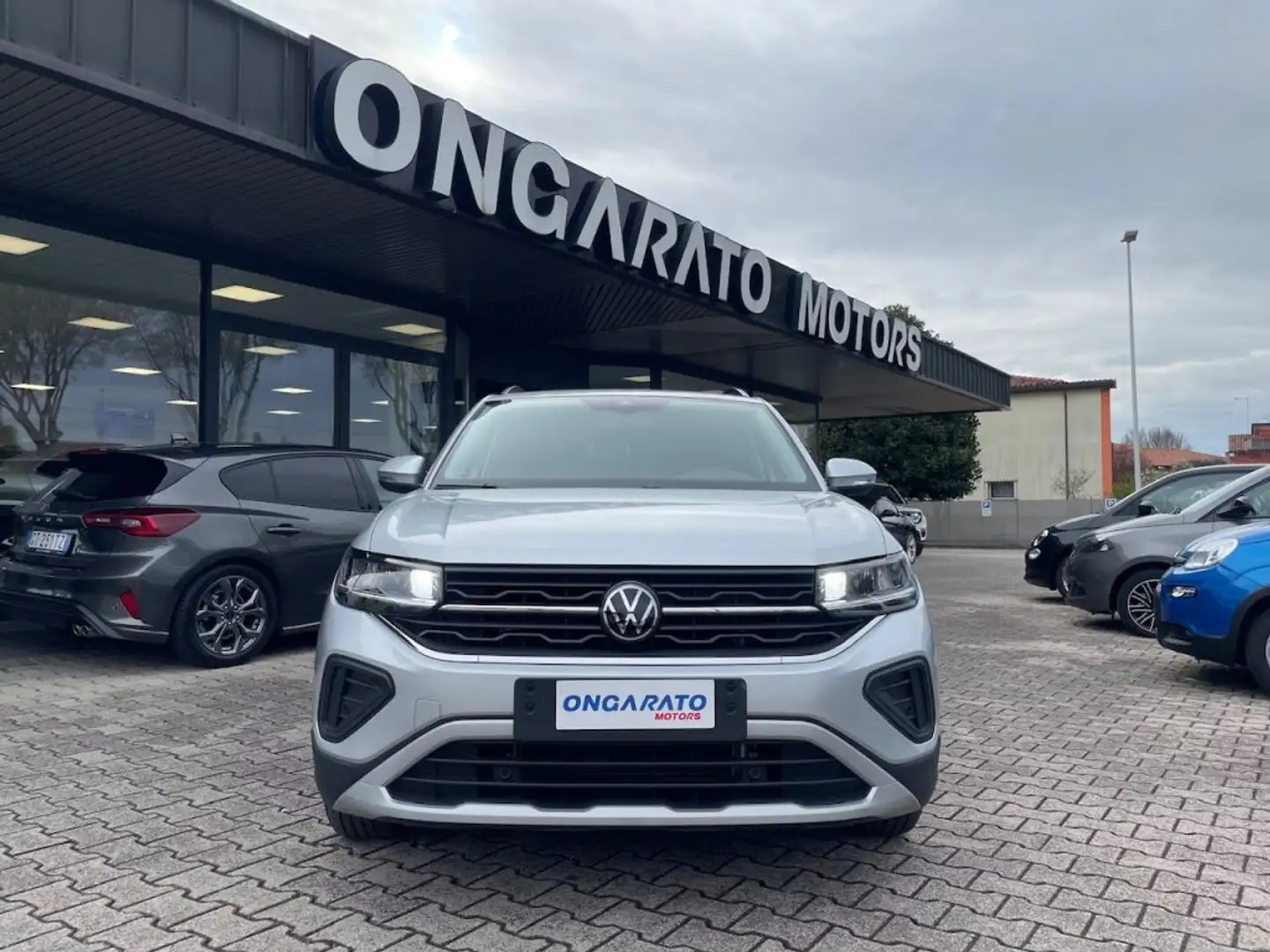 Volkswagen T-Cross NEW.MODEL 1.0 TSI Life 95CV Argento - 2