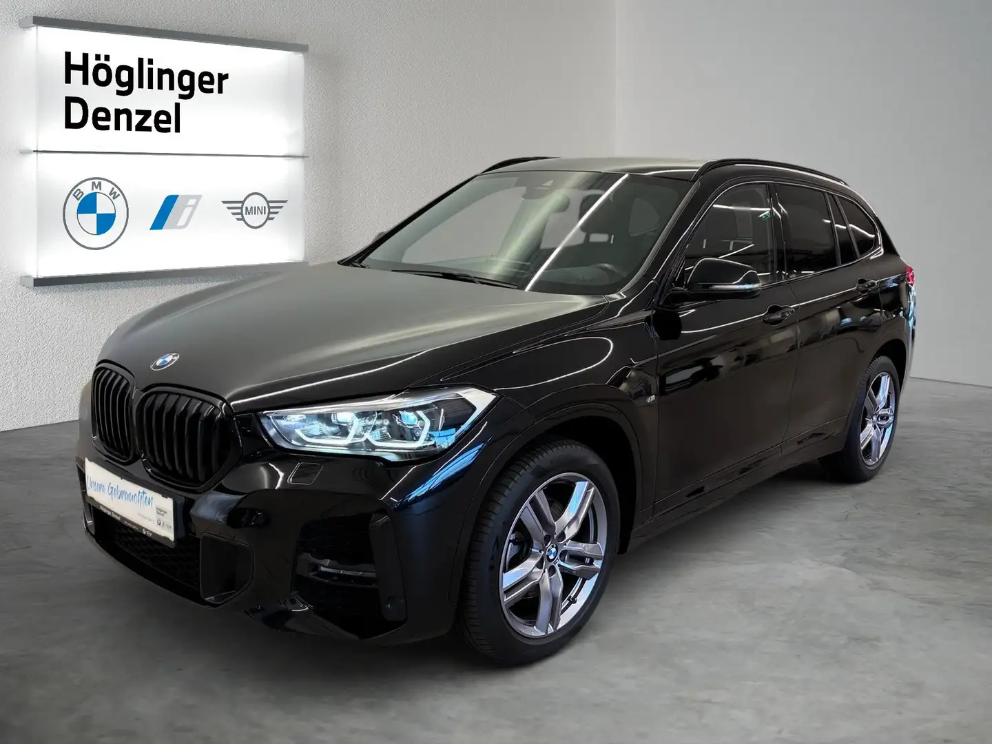 BMW X1 sDrive18d Schwarz - 2