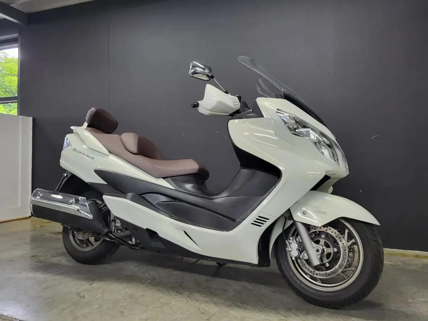 Suzuki Burgman 400 AN (A2 rijbewijs) - 1