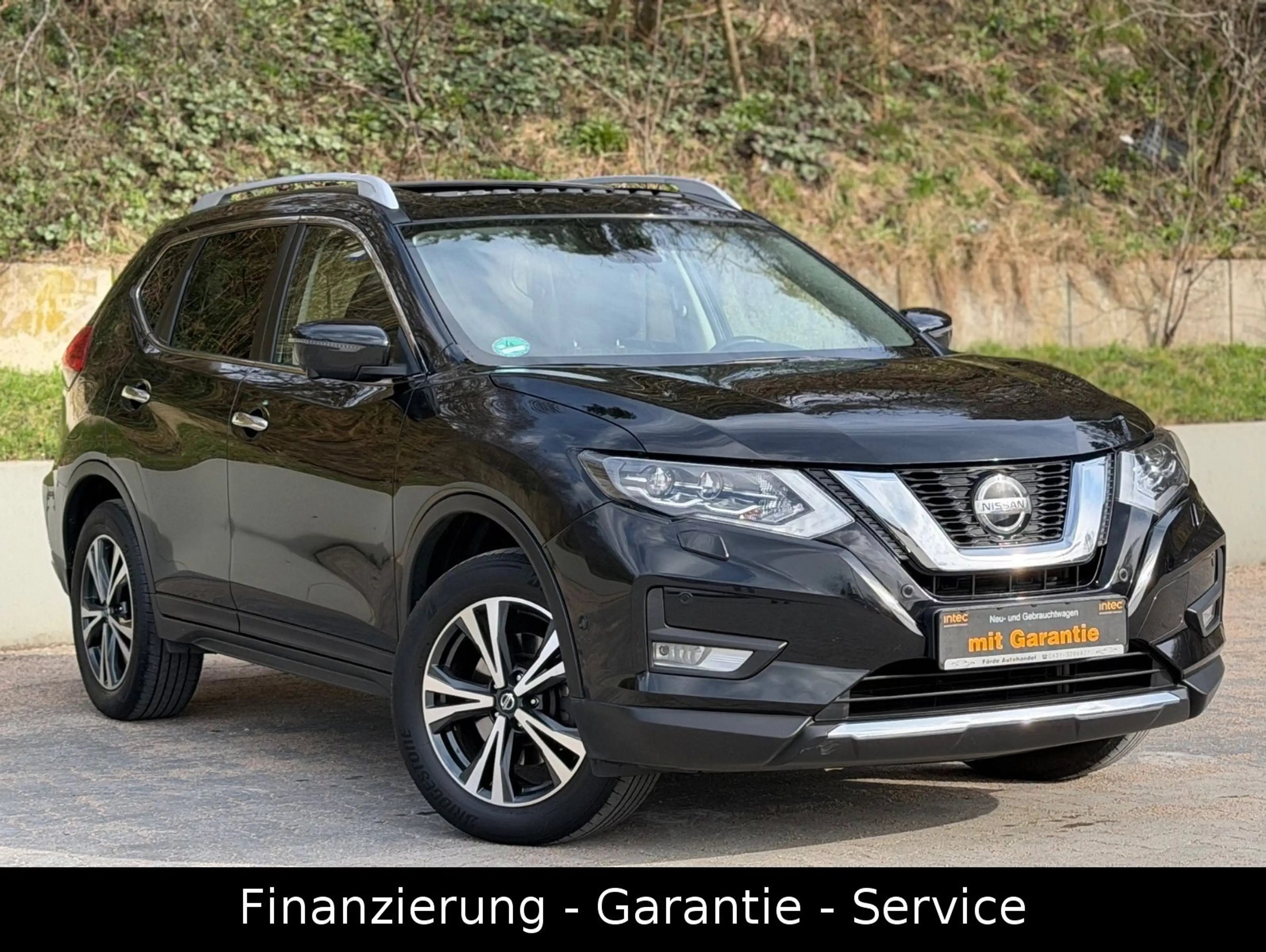 Nissan X-Trail 1.7 dCi 4x4/AUTOMATIK/7 SITZE/PANO/XENON — photo 4