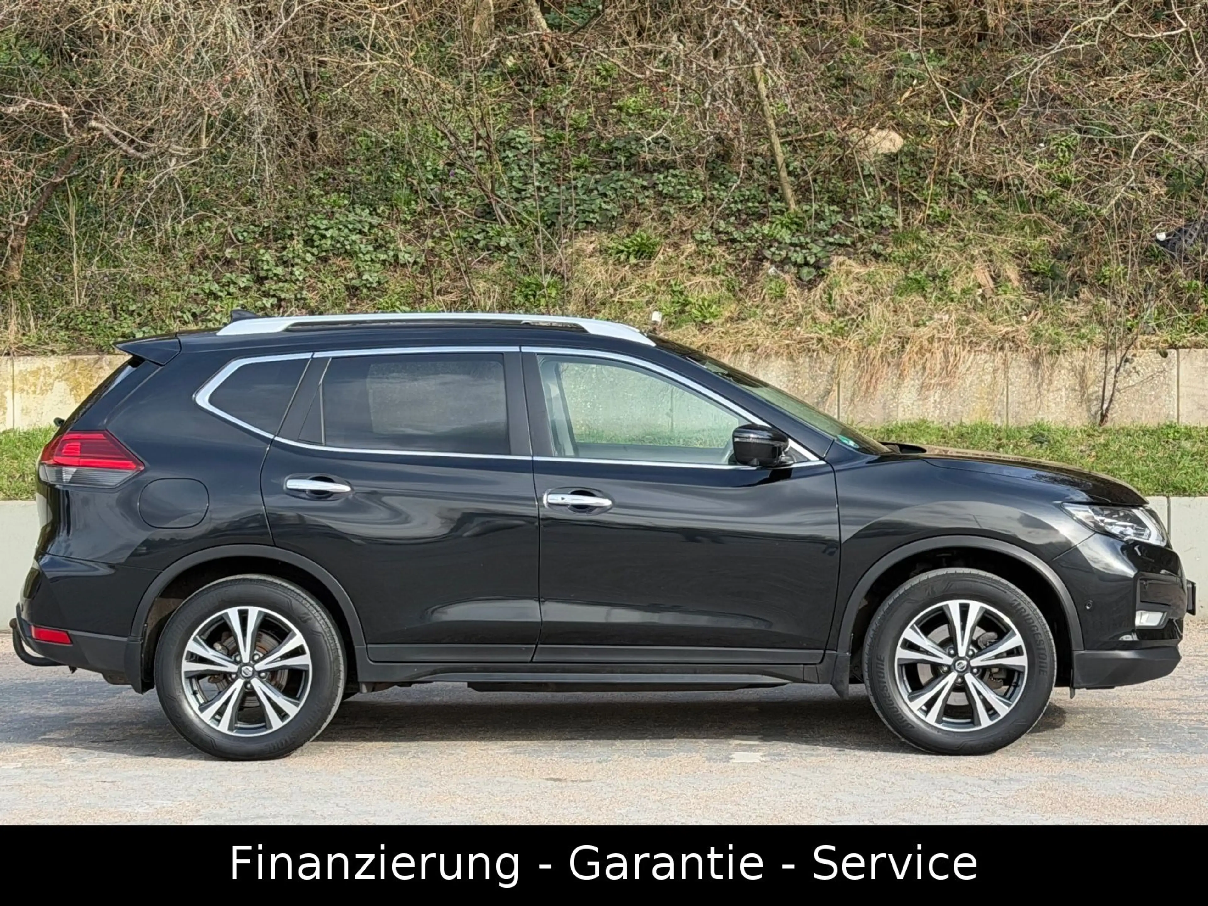 Nissan X-Trail 1.7 dCi 4x4/AUTOMATIK/7 SITZE/PANO/XENON — photo 5