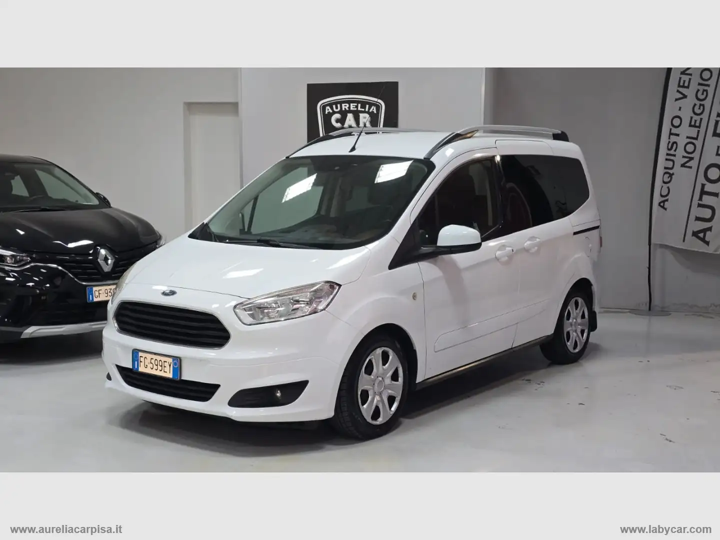 Ford Tourneo Courier 1.5 TDCI 75 CV Titanium Blanc - 1