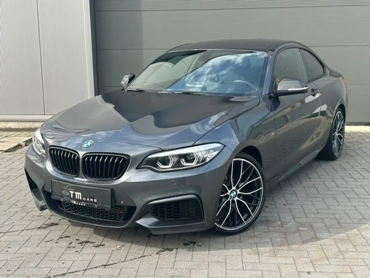 BMW 218