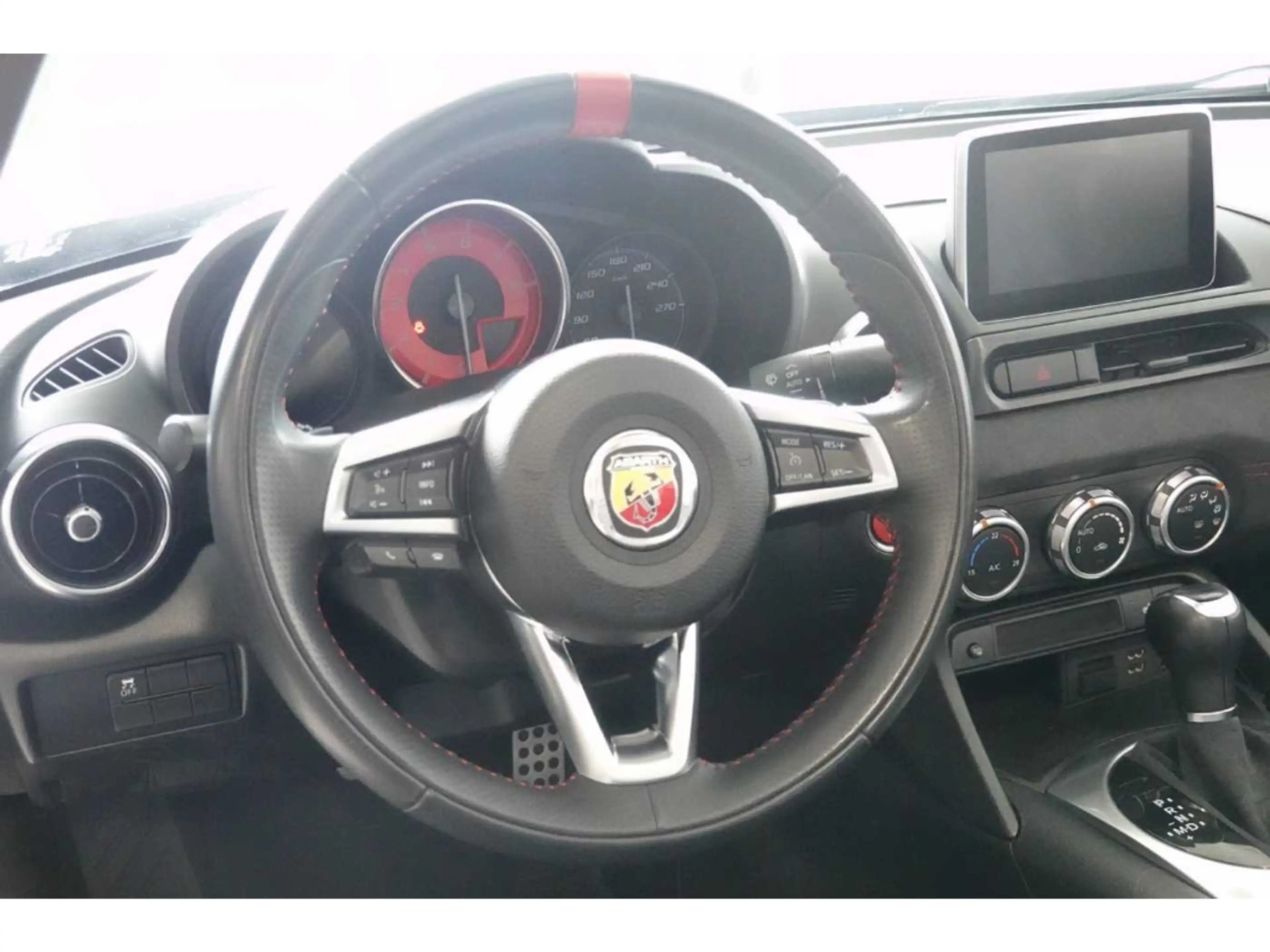 Abarth 124 Spider 1.4 T-Jet Automatik Leder Sportf.LED DAB Sp.Ausp.B — photo 13