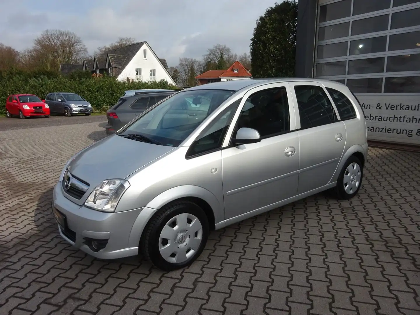 Opel Meriva Edition 1.6 KLIMA*67000KM*TOPZUSTAND* Silber - 2