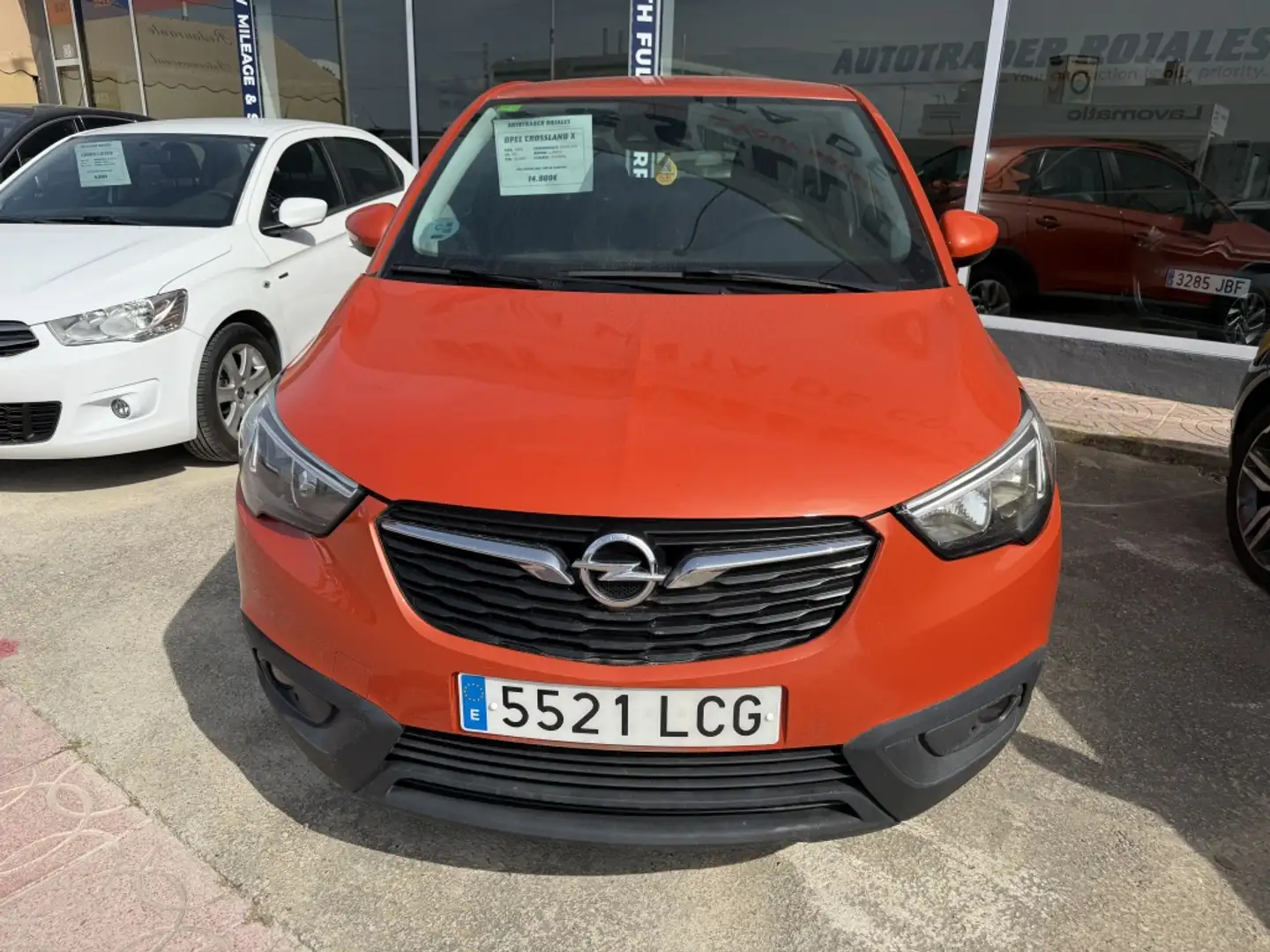 Opel Crossland X 1.2T S&S Design Line 110 Naranja - 2