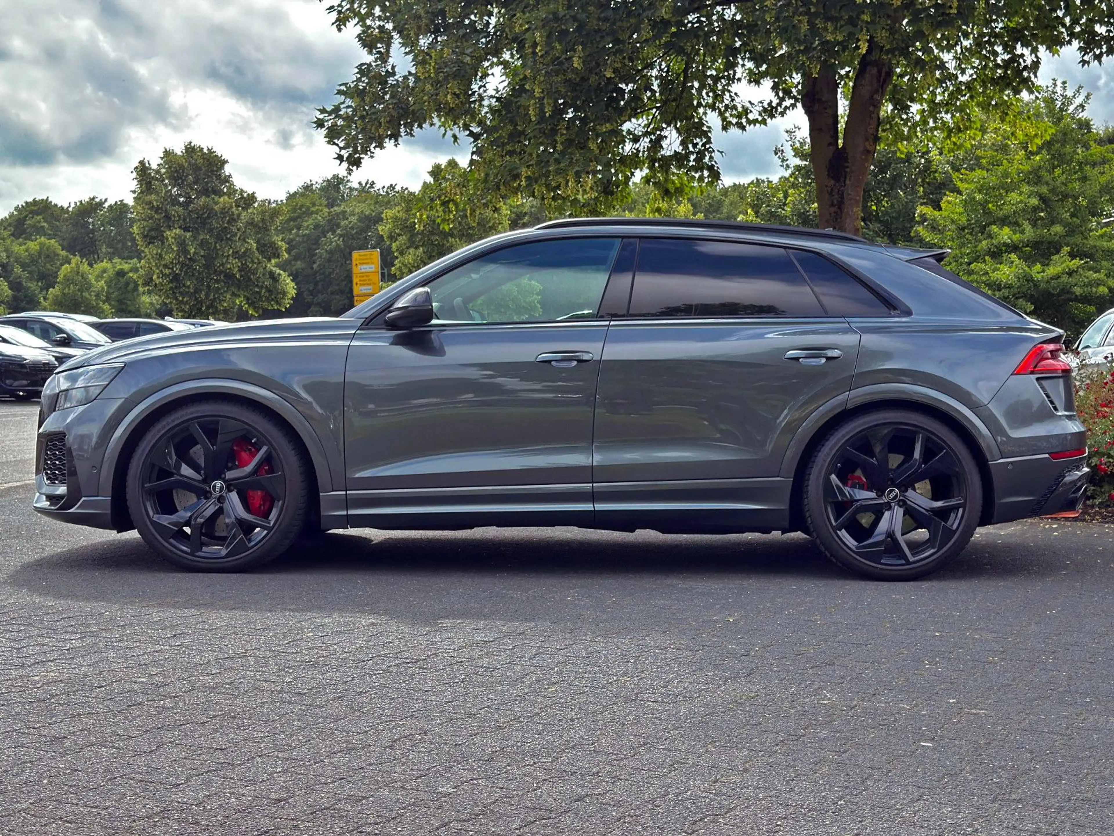 Audi RS Q8 qu KERAMIK PANO STANDHZ 360° 305kmh — photo 4