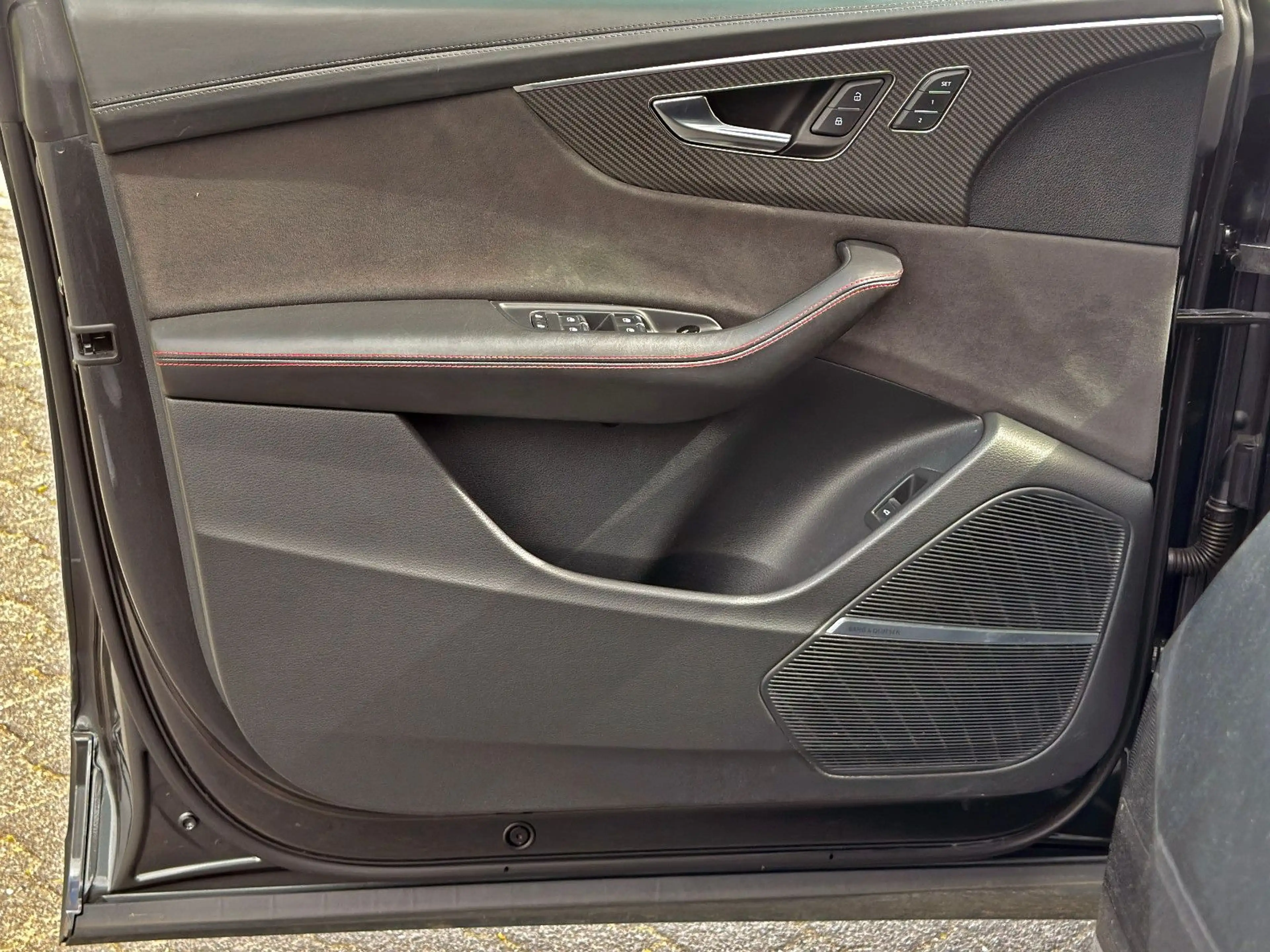 Audi RS Q8 qu KERAMIK PANO STANDHZ 360° 305kmh — photo 6