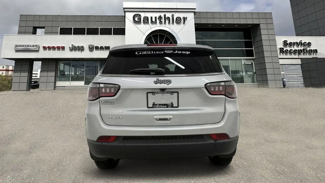Jeep Compass снимка Jeep Compass