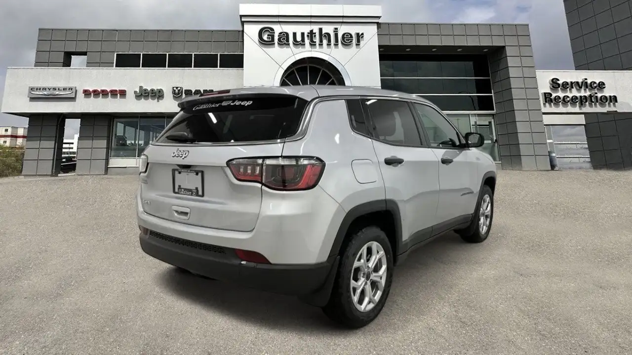 Jeep Compass снимка Jeep Compass