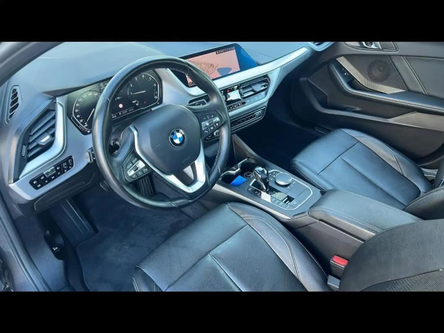 BMW 118 118iA 140ch Business Design DKG7 Grau - 2