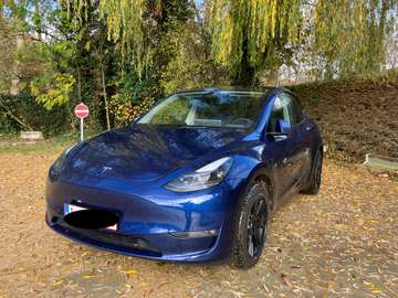 Model Y - Dual Motor Long Range - Dual Display AWD