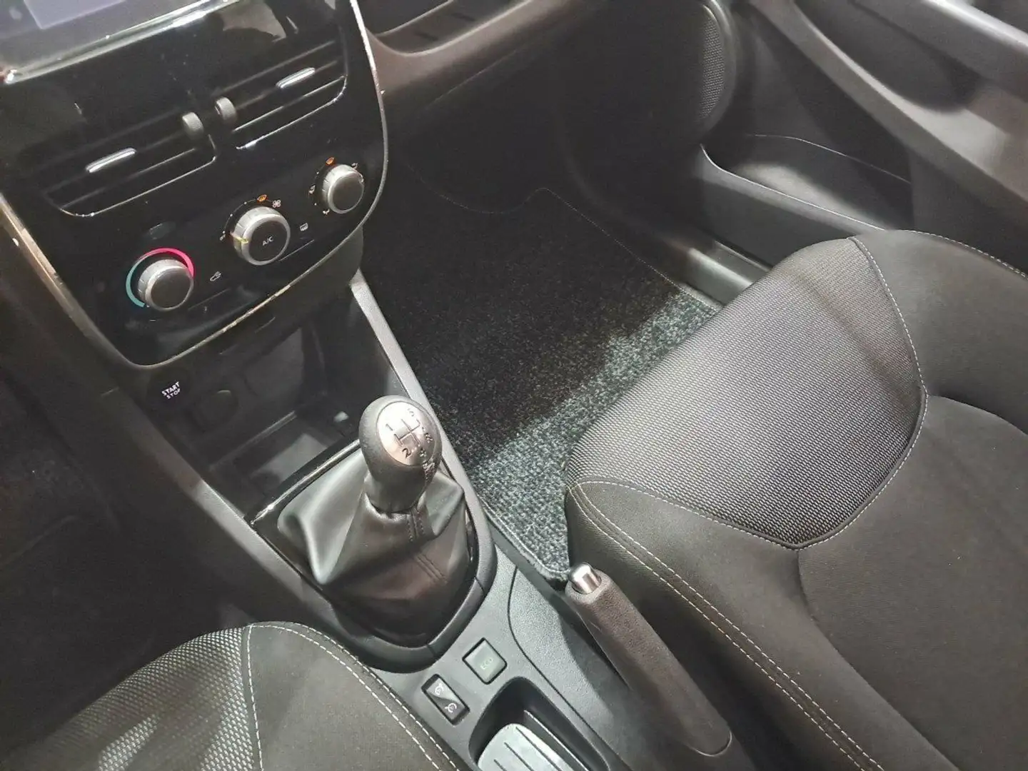 Renault Clio Zen Energy dCi 75 E6 Blanco - 2