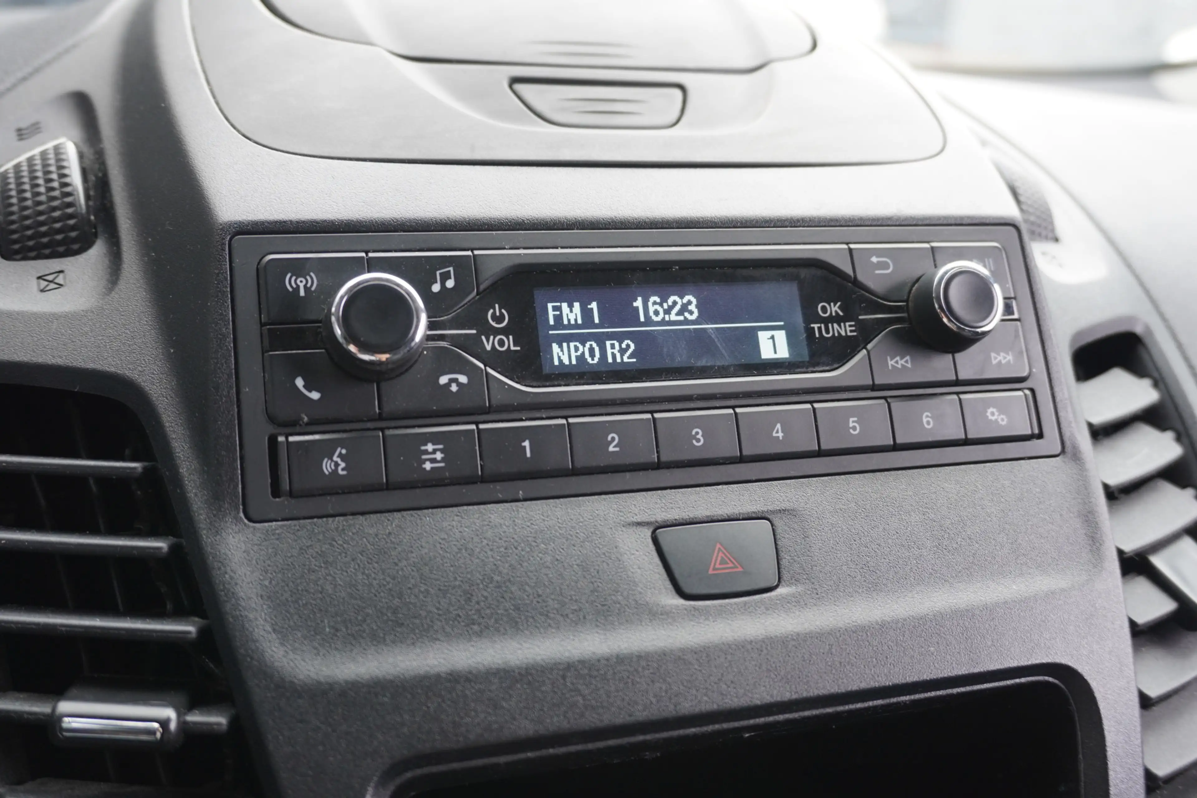 Ford Transit Connect 1.5 EcoBlue 100PK EURO 6 - Airco - Cruise - PDC - — photo 11