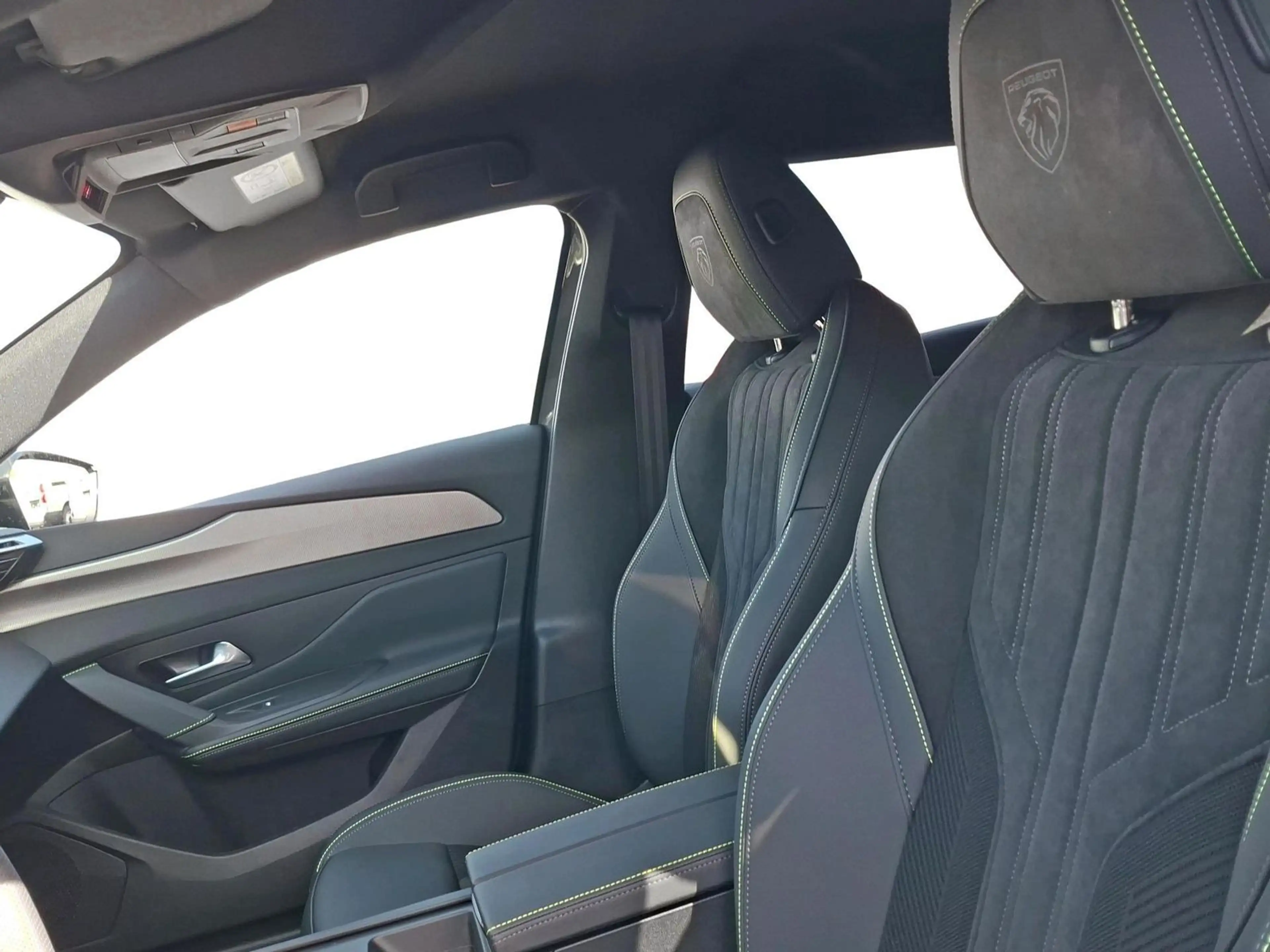 Peugeot 308 SW GT Exclusive Diesel 130 EAT8 — photo 7