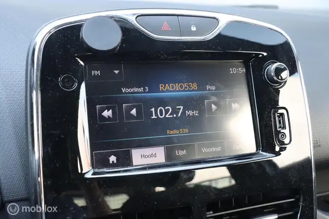 Renault Clio view 15