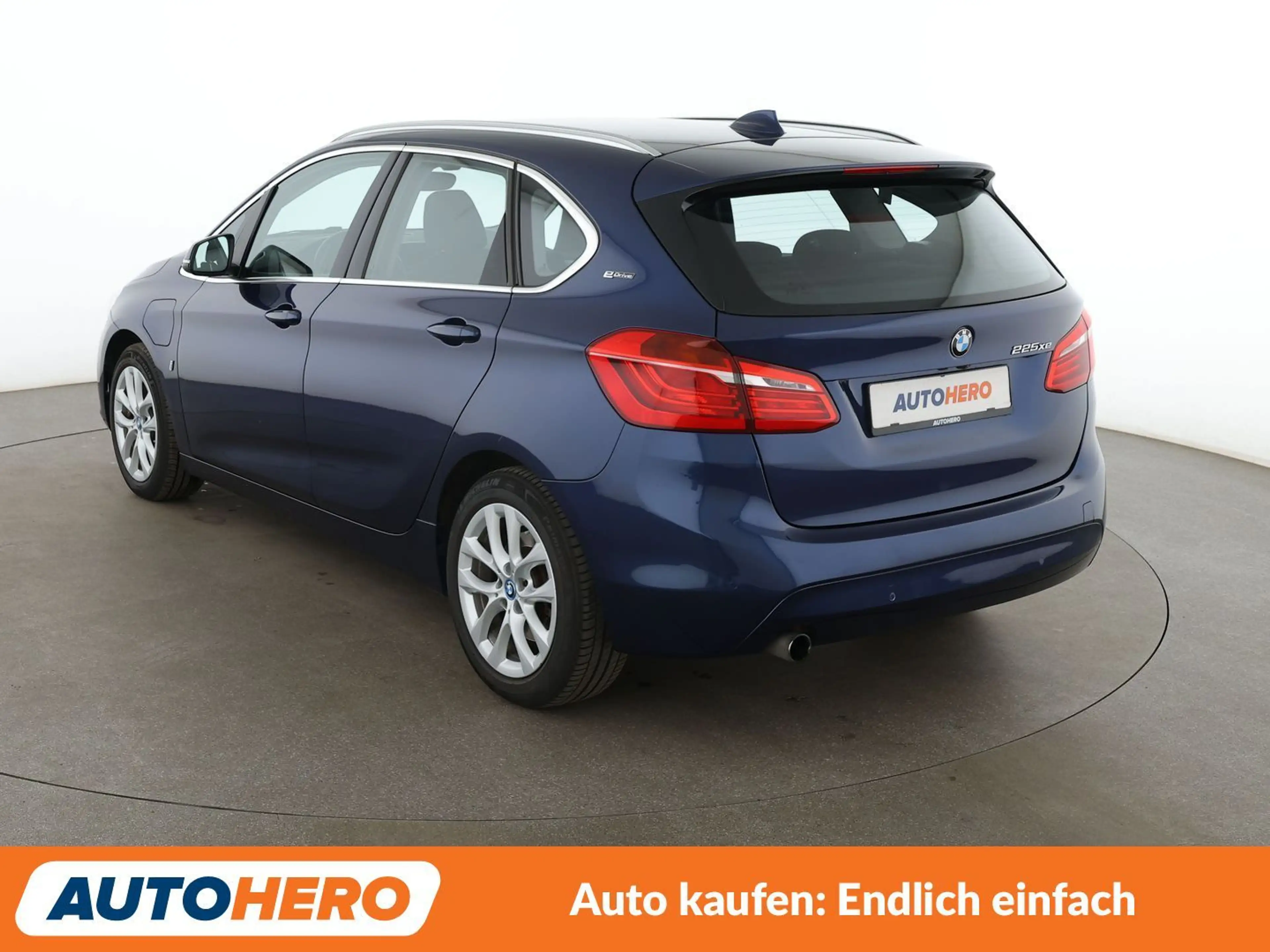 BMW 225 xe Active Tourer Advantage Aut.*NAVI*PDC* — photo 4