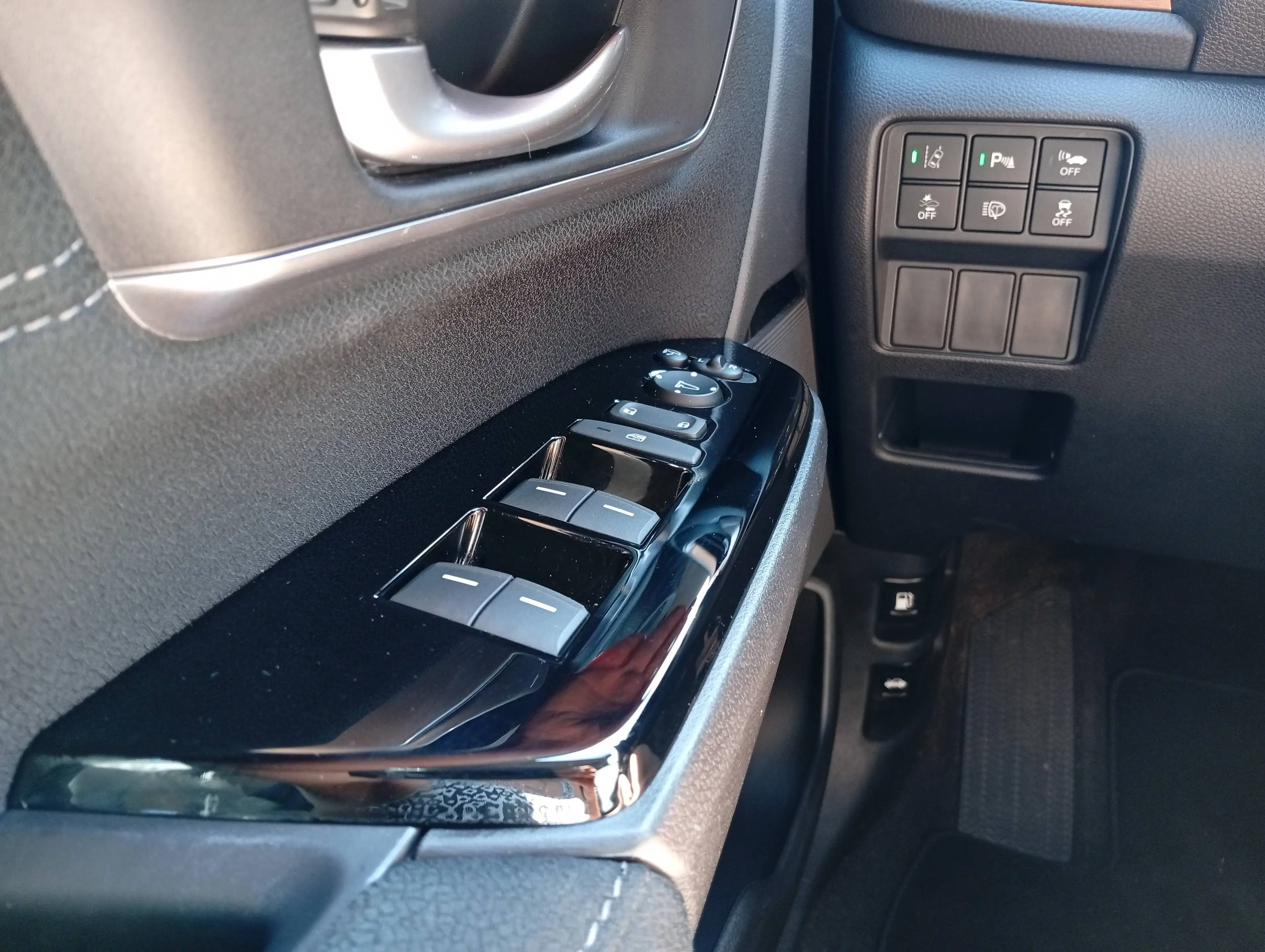 Honda CR-V CR-V Hybrid 2.0 i-MMD Hybrid 2WD Elegance — photo 13