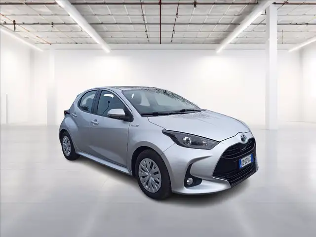 Toyota Yaris 1.5h Business