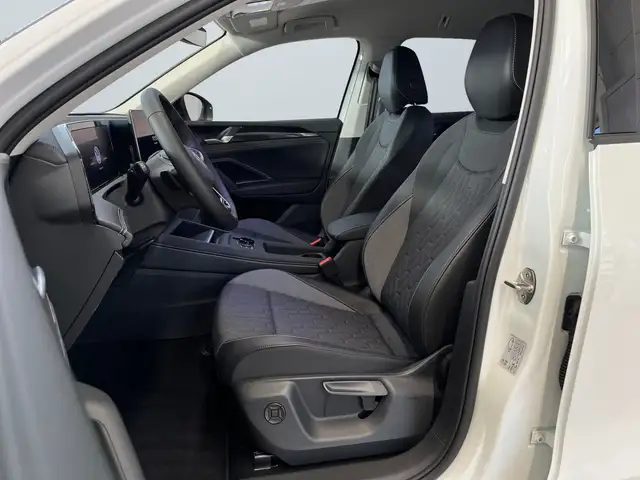Volkswagen Tiguan view 7