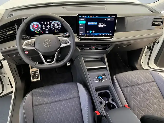 Volkswagen Tiguan view 8