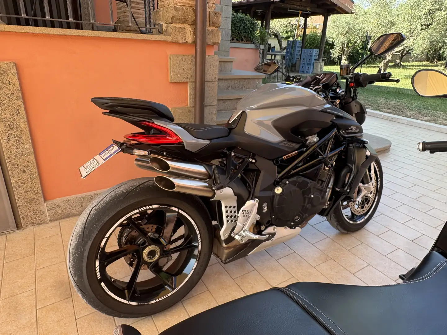 MV Agusta Brutale BRUTALE 1000 RS - 2