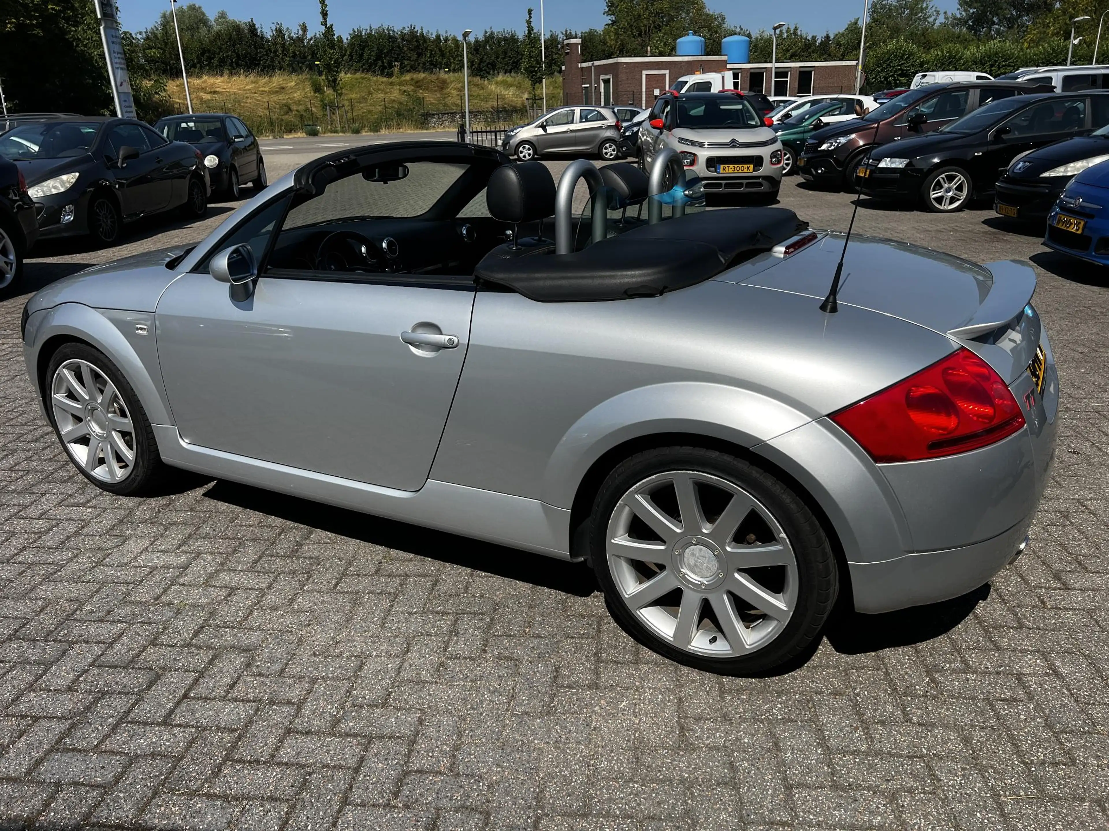 Audi TT Roadster 1.8 5V Turbo Zeer nette auto, distributie — photo 4