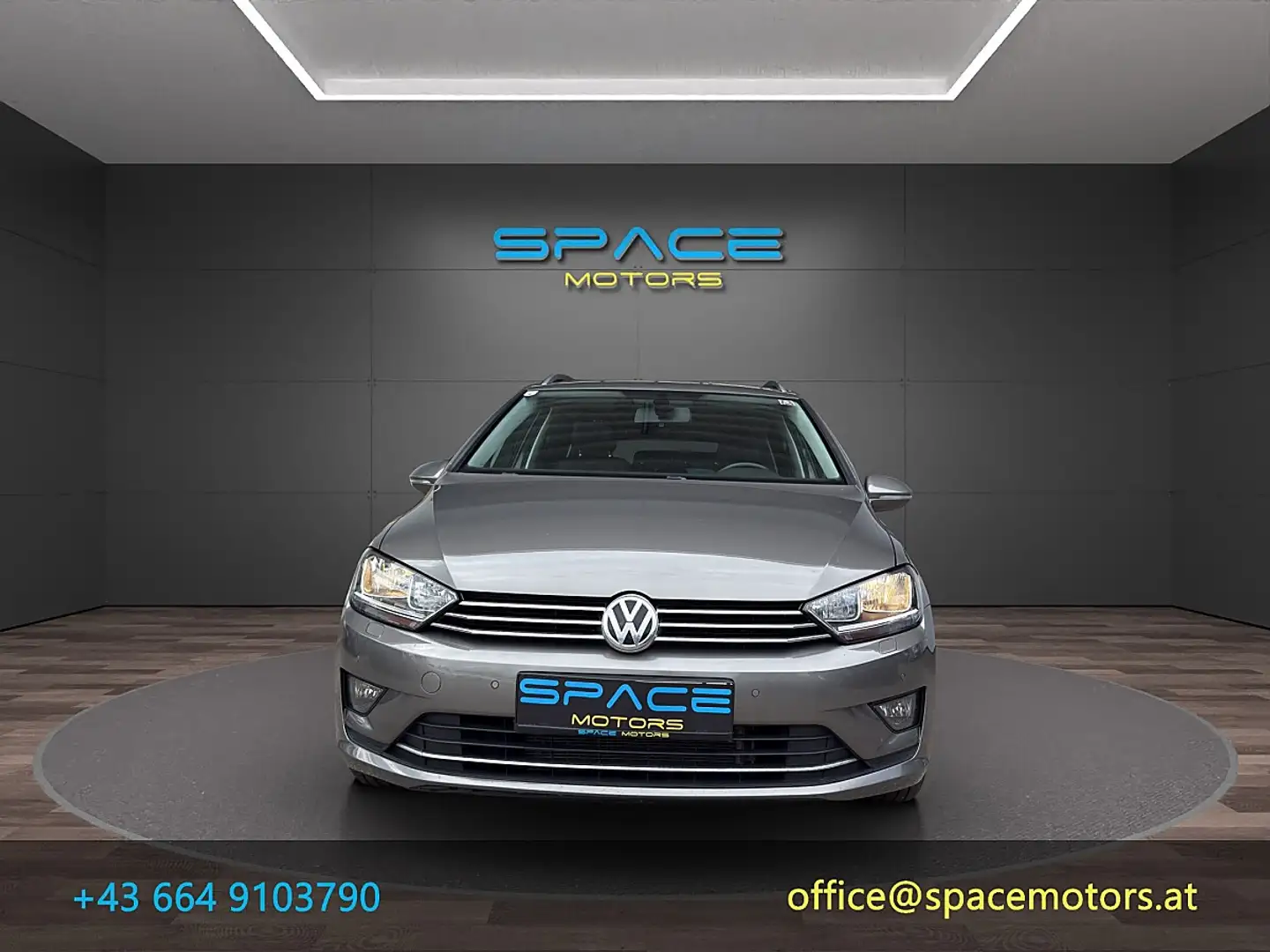 Volkswagen Golf Sportsvan Highline 1,6 BMT TDI Grau - 2