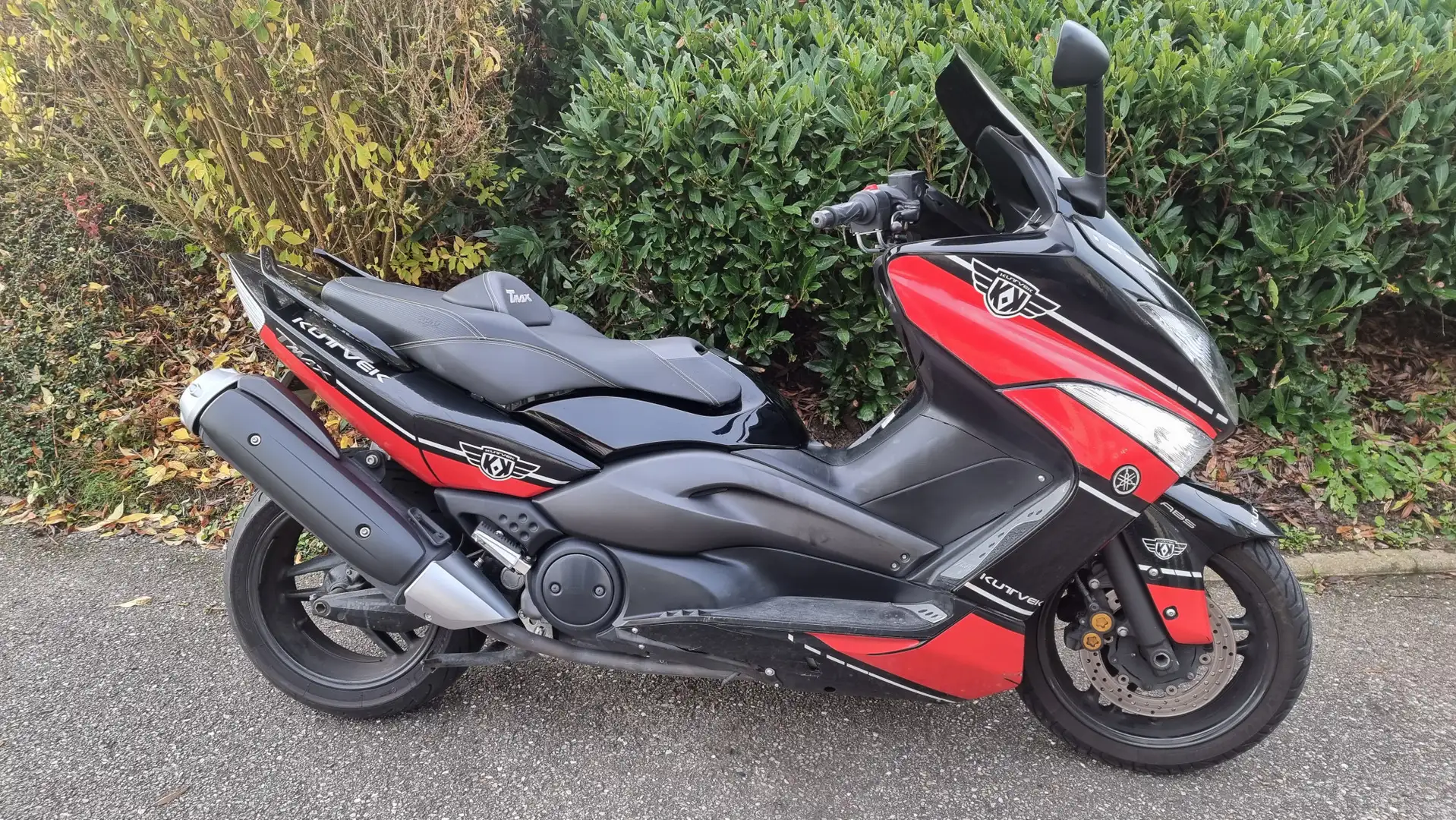Yamaha TMAX 500 Negro - 2