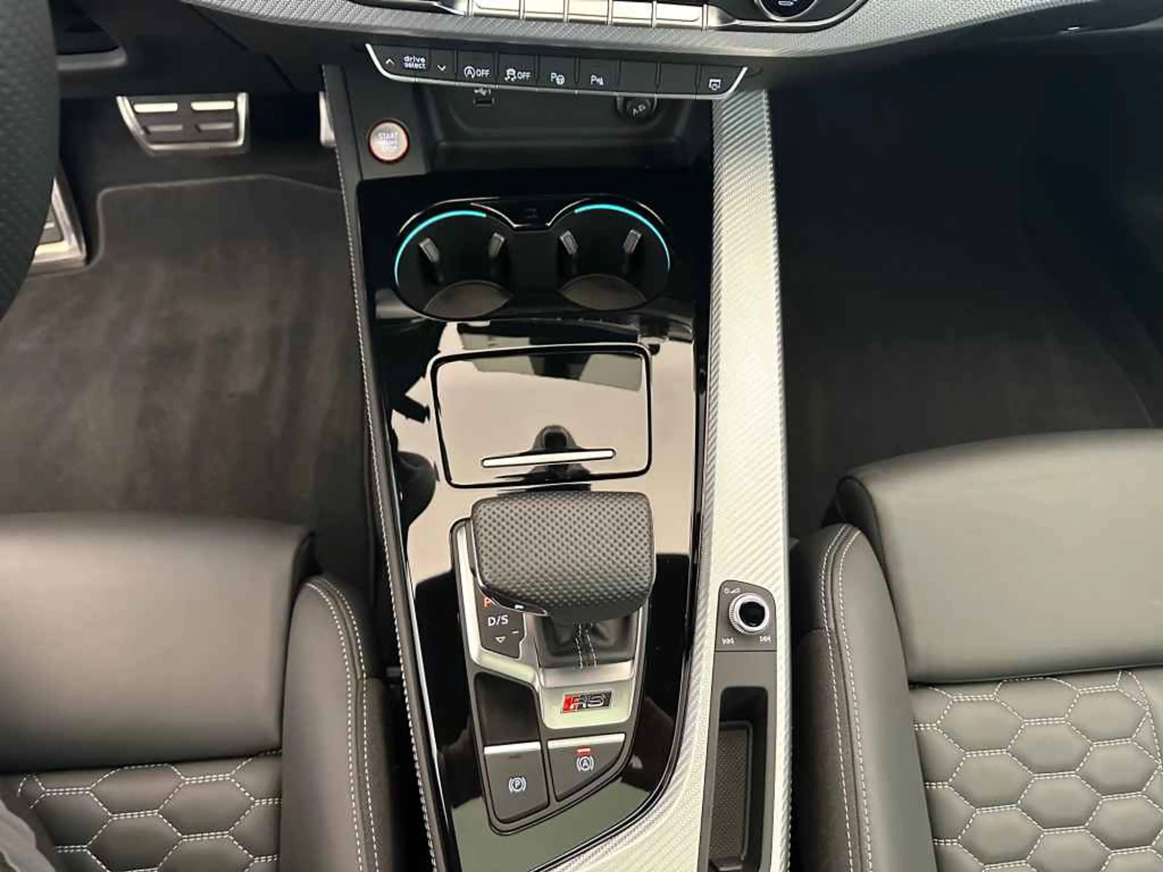 Audi RS5 Coupe *RS-ABGAS*PANO*R-CAM*LEDER*HUD*MATRIX* — photo 13