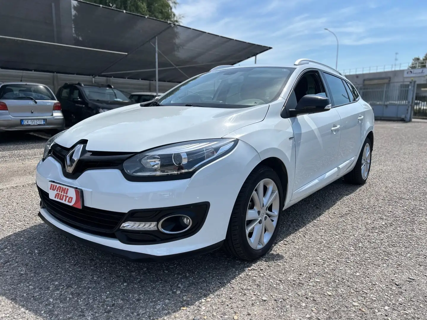 Renault Megane Mégane 1.5 dCi 110CV Start&Stop SporTour Wave Bianco - 2