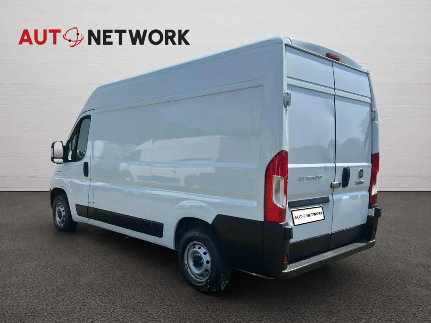 Fiat Ducato 33 2.2 Mjt 140CV MH2 PM-TM Furgone Blanc - 2