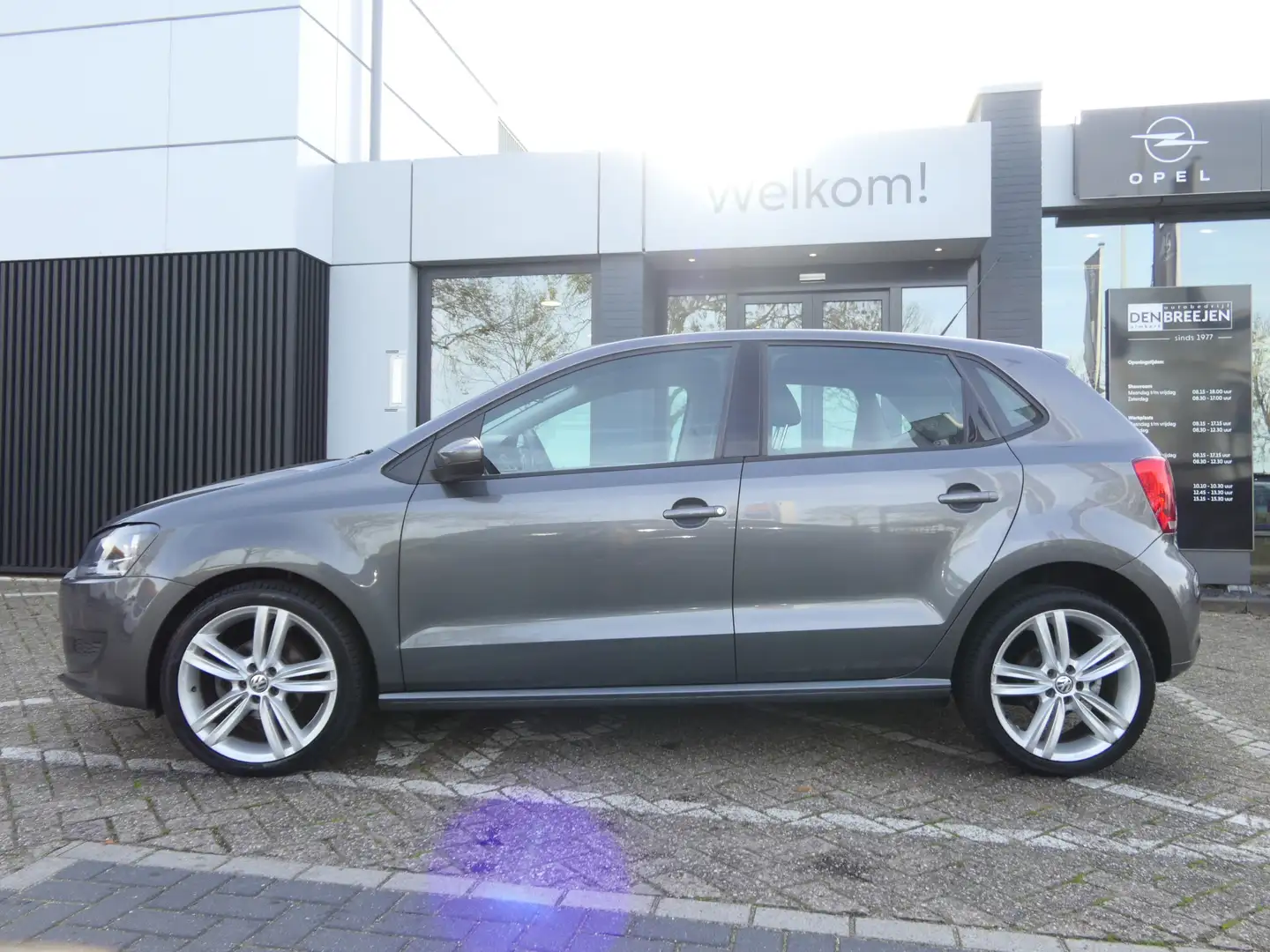 Volkswagen Polo 1.2 TSI BlueMotion Edition | Airco | Radio-cd/mp3 Gris - 2