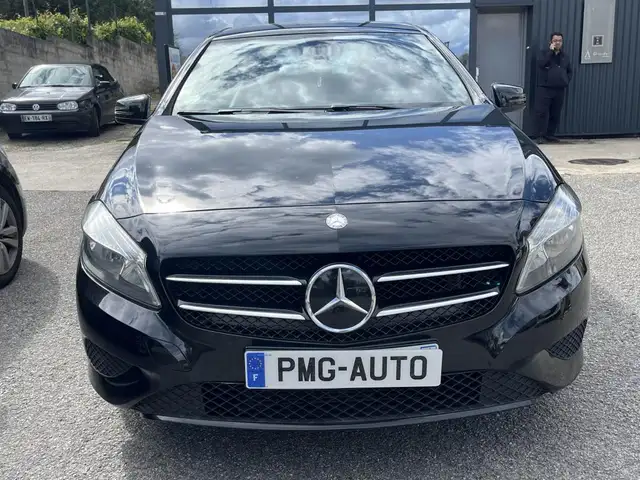 Mercedes-Benz A-Class view 3