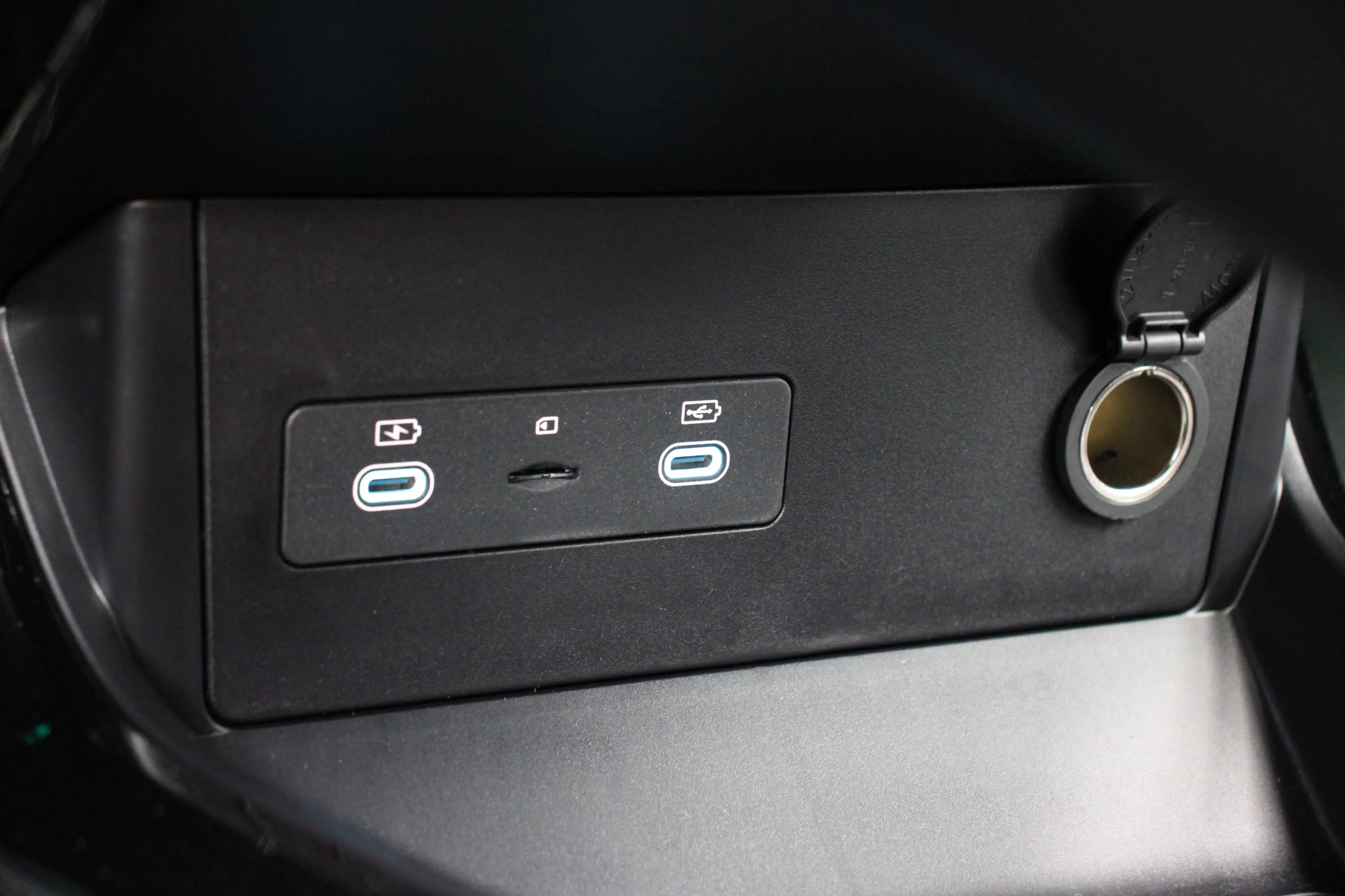 BYD Seal U 1.5 DM-i FWD Comfort | PANODAK | ADAPTIVE CRUISE | — photo 29