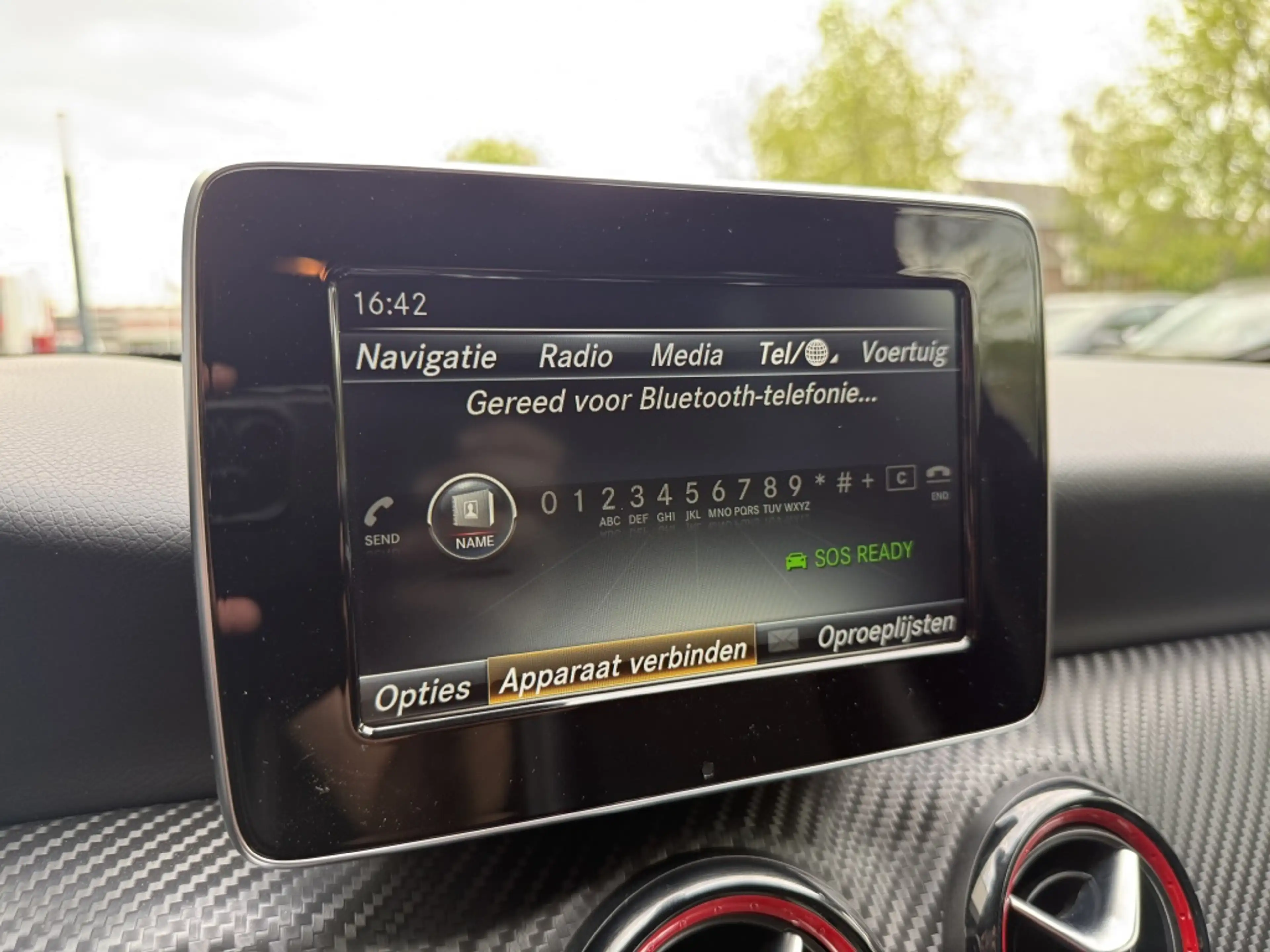 Mercedes-Benz A 45 AMG 4MATIC — photo 22