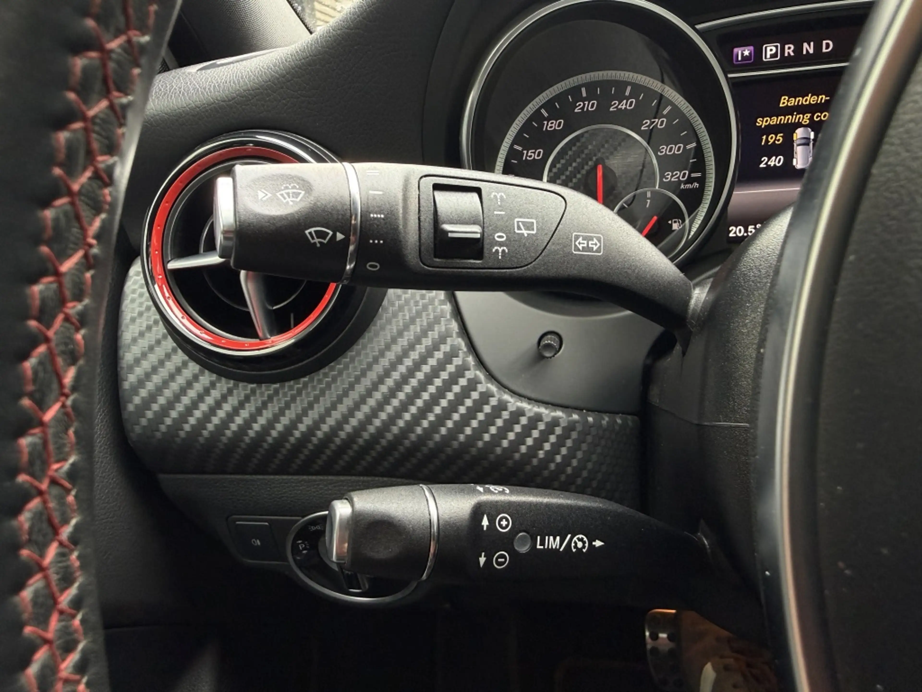 Mercedes-Benz A 45 AMG 4MATIC — photo 11