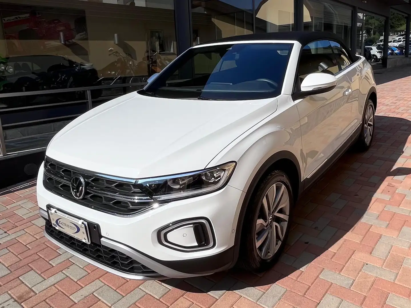 Volkswagen T-Roc T-Roc Cabriolet 1.0 tsi Style 110cv Bianco - 1