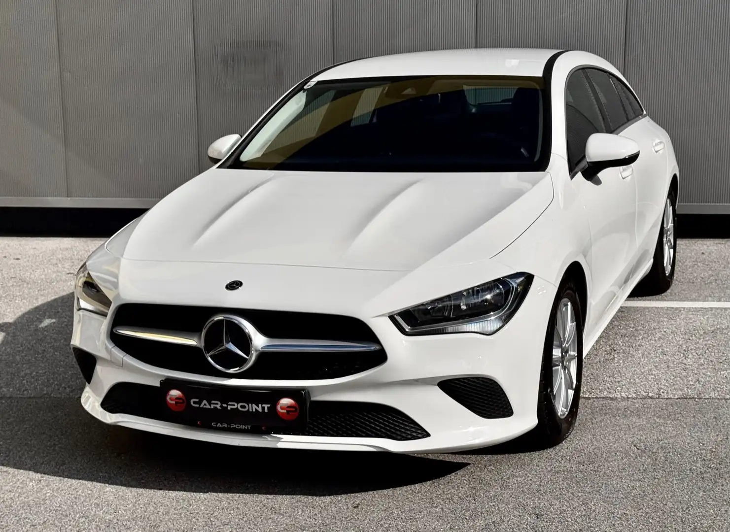 Mercedes-Benz CLA 180 d Aut. Shooting Brake Blanc - 1