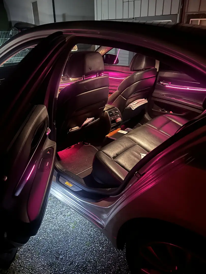 BMW 730 730d Blue Performance - 2