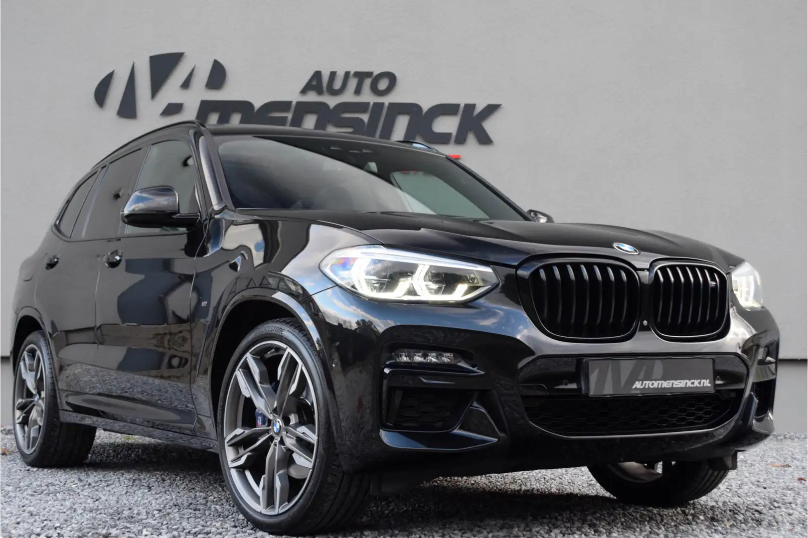 BMW X3 M40i xDrive High Executive / M Sport/ Virtual Cock Zwart - 1